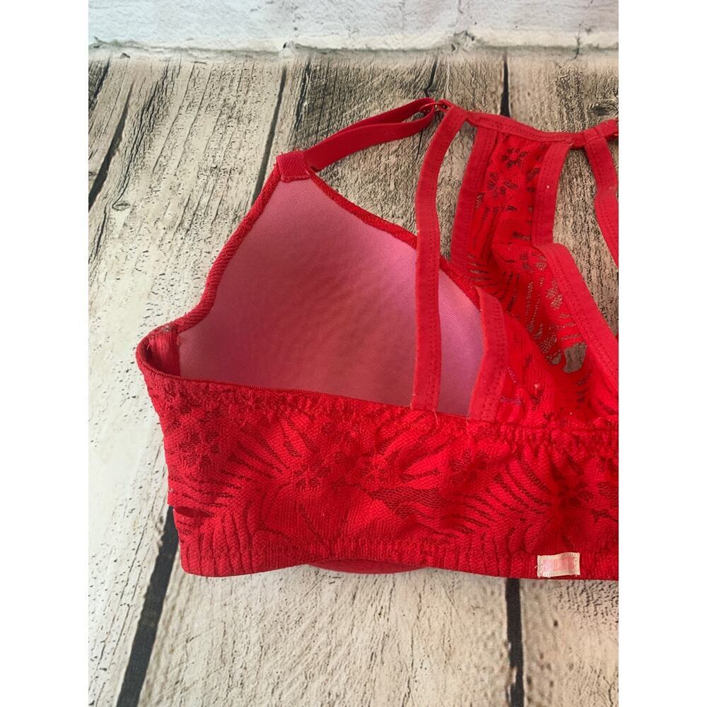 PINK BY VS Women's Red Lace Lightly Lined Underwire Bra / Size: 32DD - Picture 8 of 11